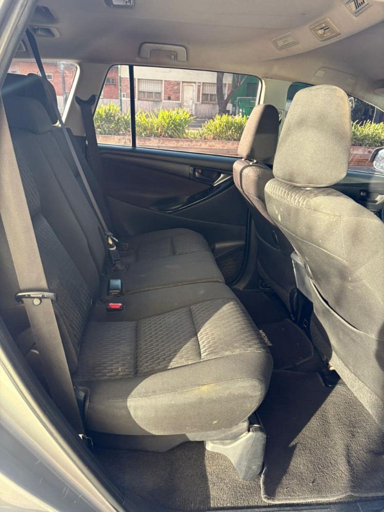 Toyota Innova Sr — foto 11